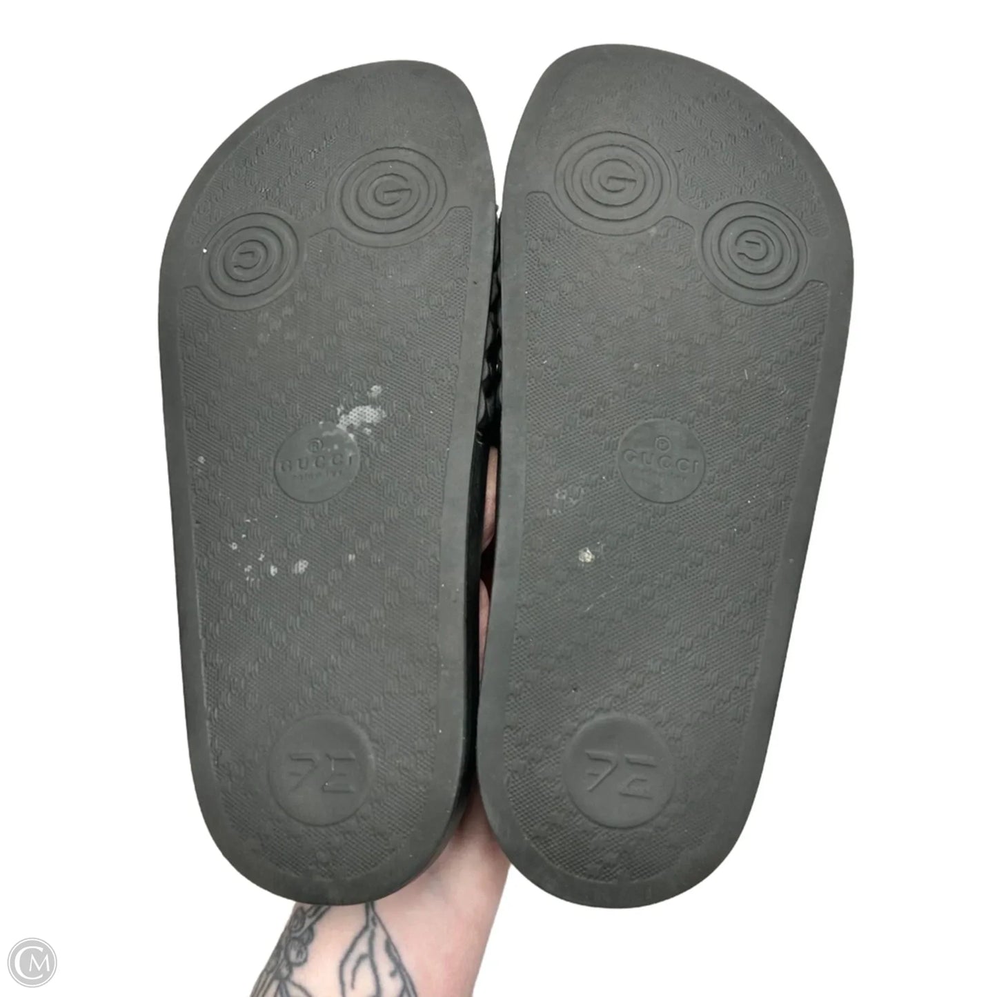 Sandals Luxury Designer By Gucci In Black, Size: 6.5