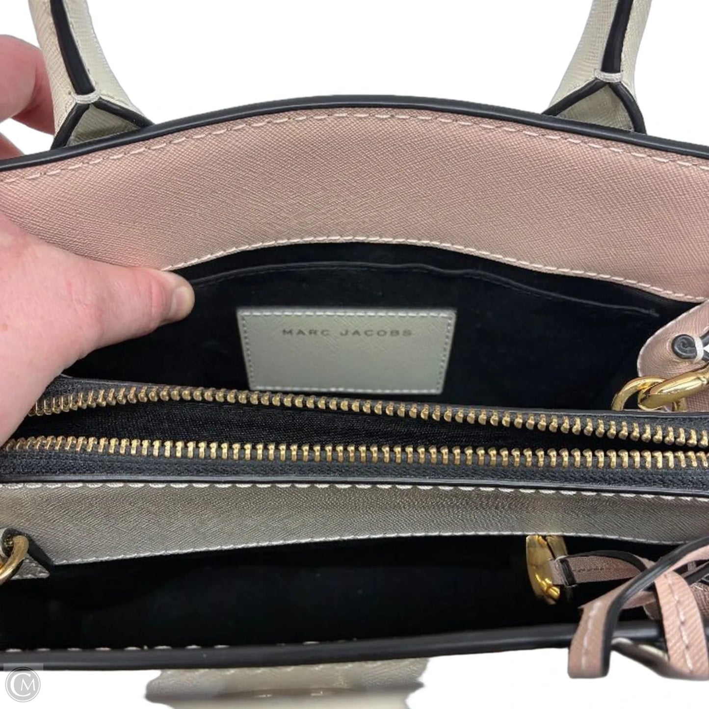 Handbag Luxury Designer By Marc Jacobs, Size: Medium
