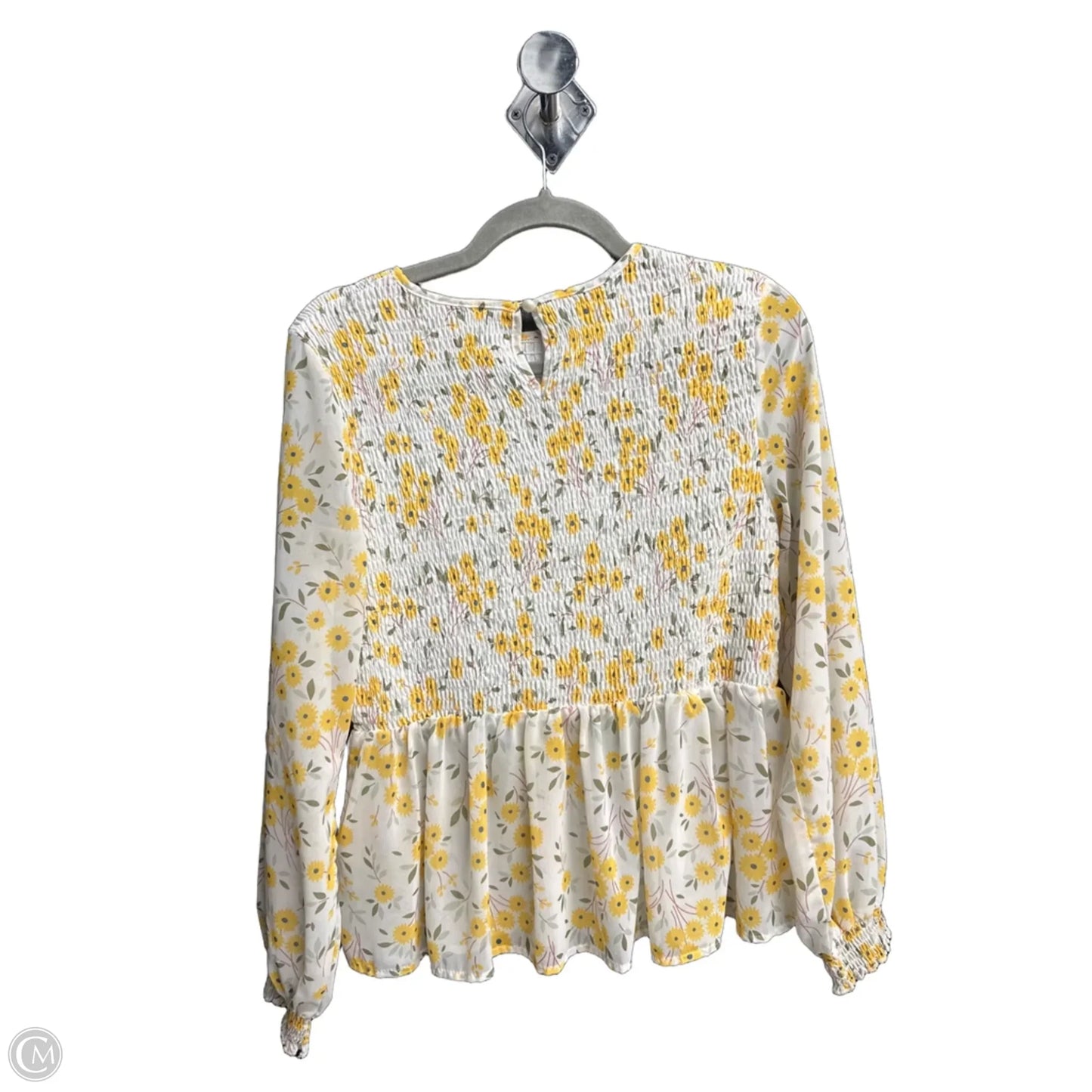 Top Long Sleeve By Clothes Mentor In White, Size: M