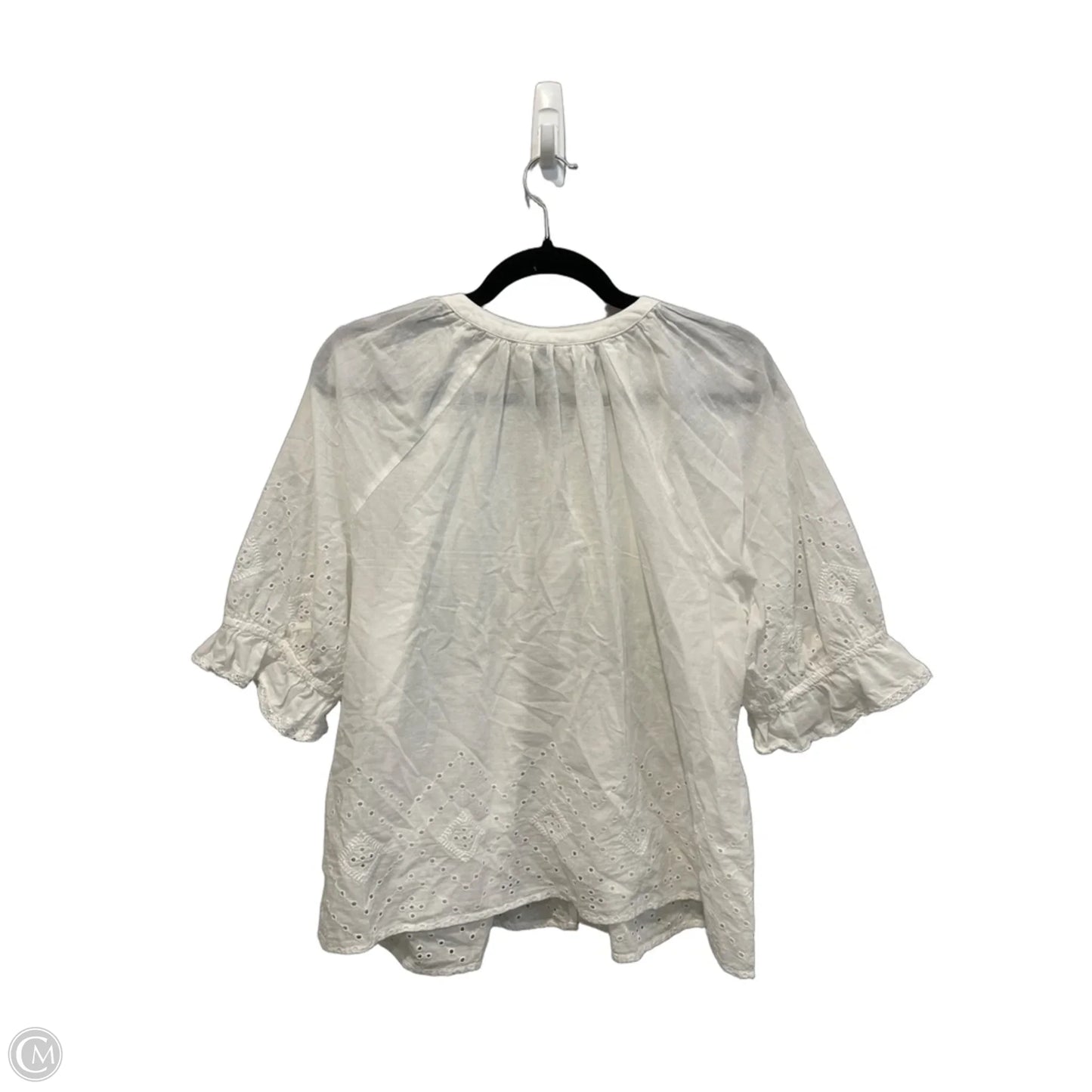Top Short Sleeve By Universal Thread In White, Size: L