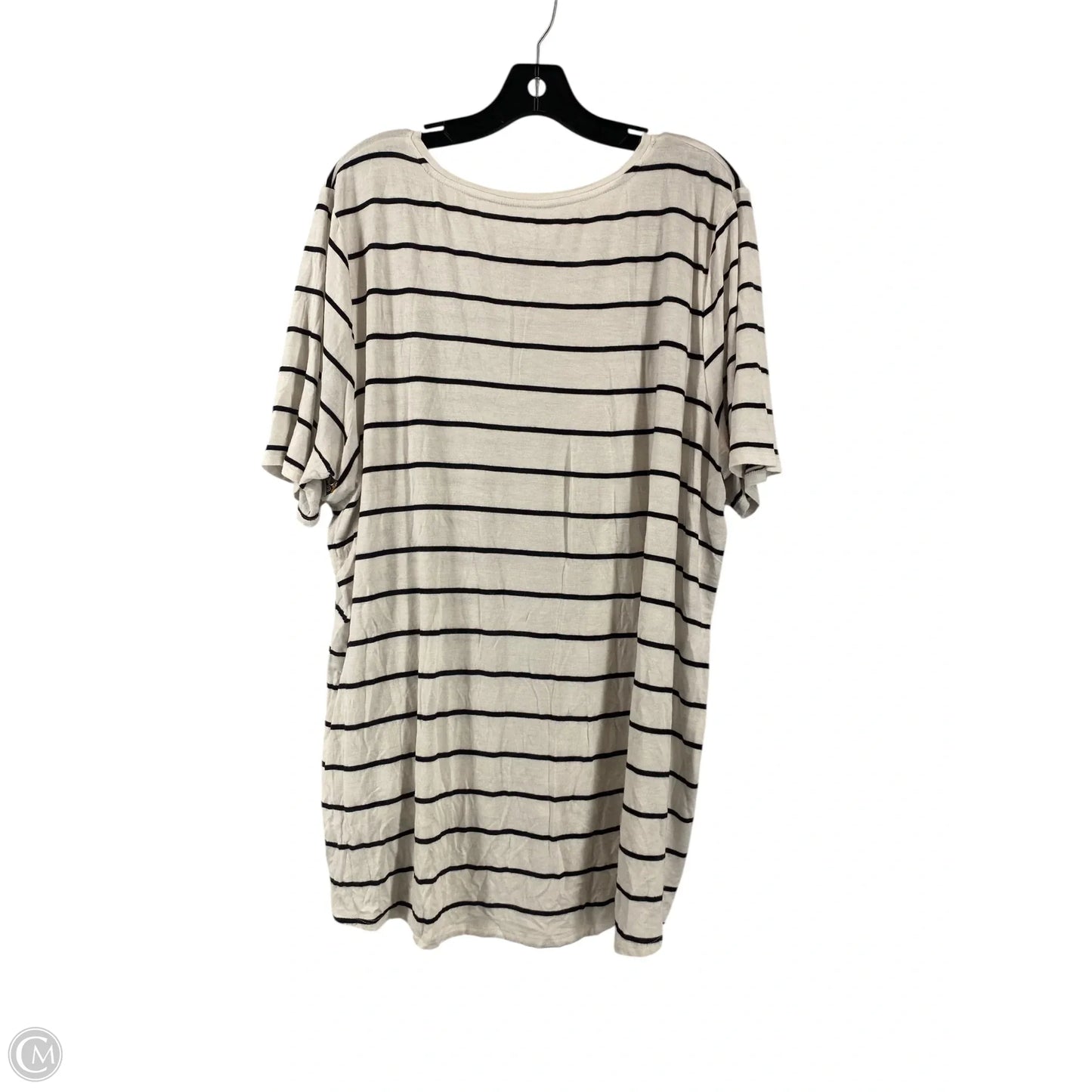 Top Short Sleeve By Maurices In Striped Pattern, Size: 2x