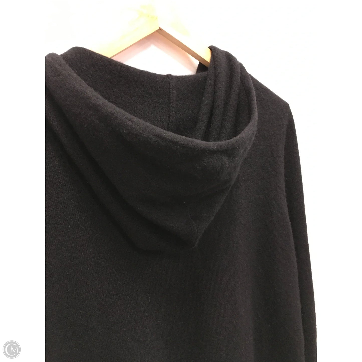 Sweatshirt Hoodie By Clothes Mentor In Black, Size: L