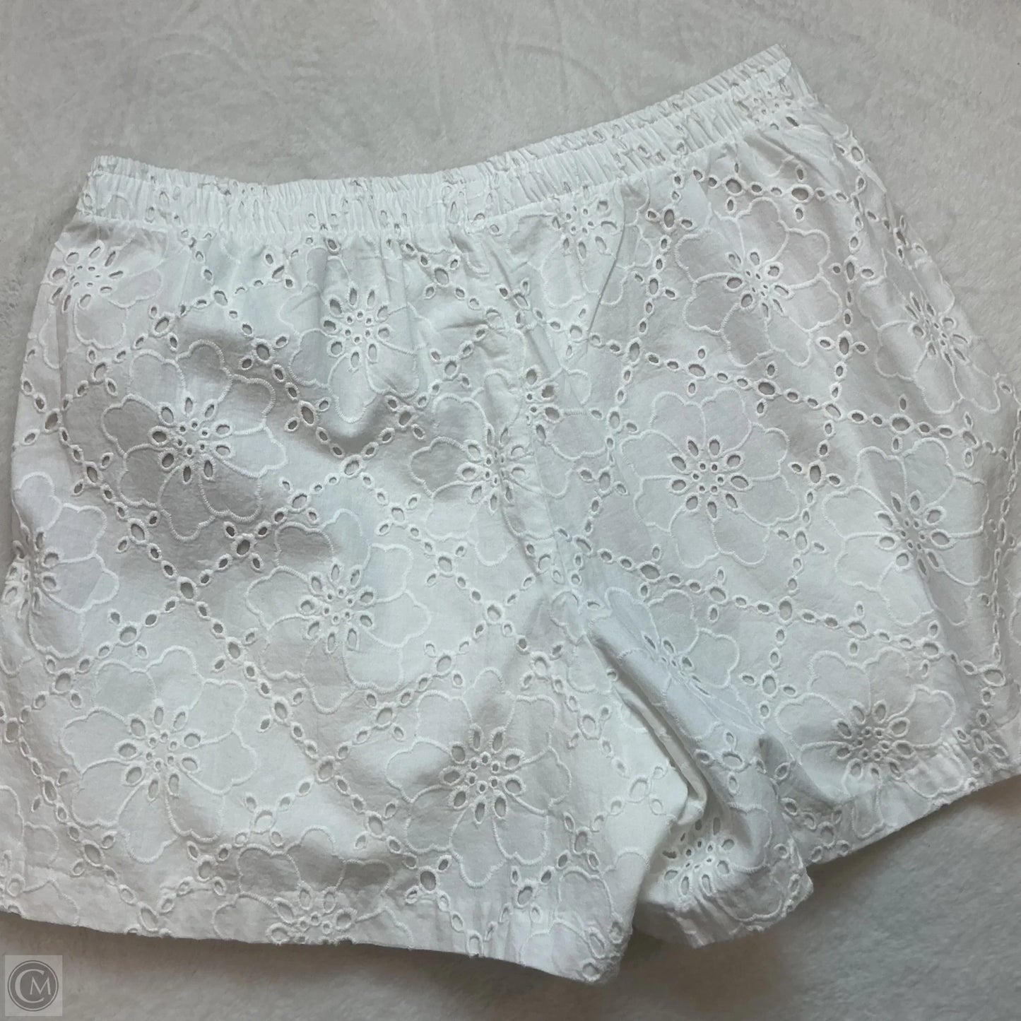 Shorts Designer By Lilly Pulitzer In White, Size: M