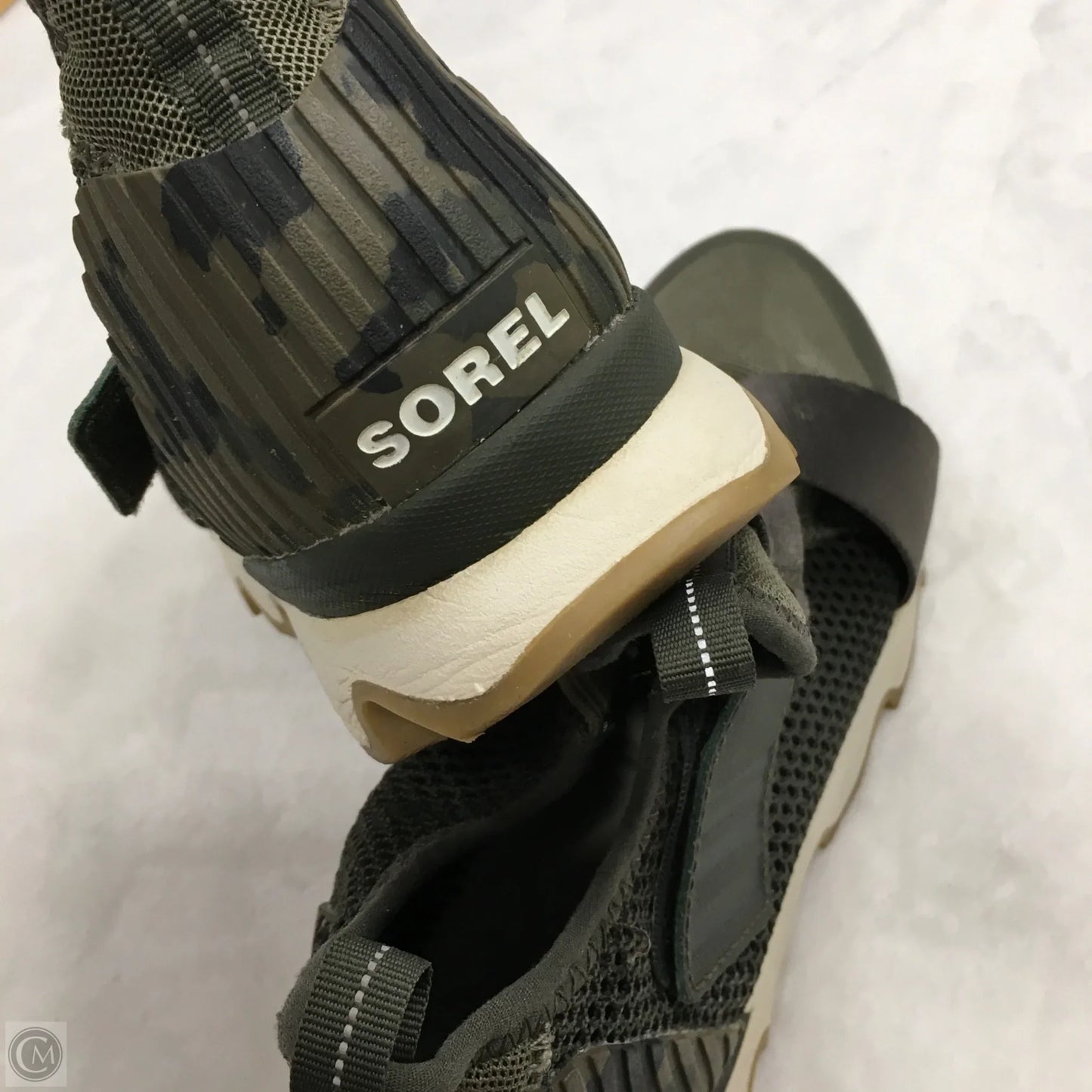 Shoes Sneakers By Sorel In Green, Size: 8.5