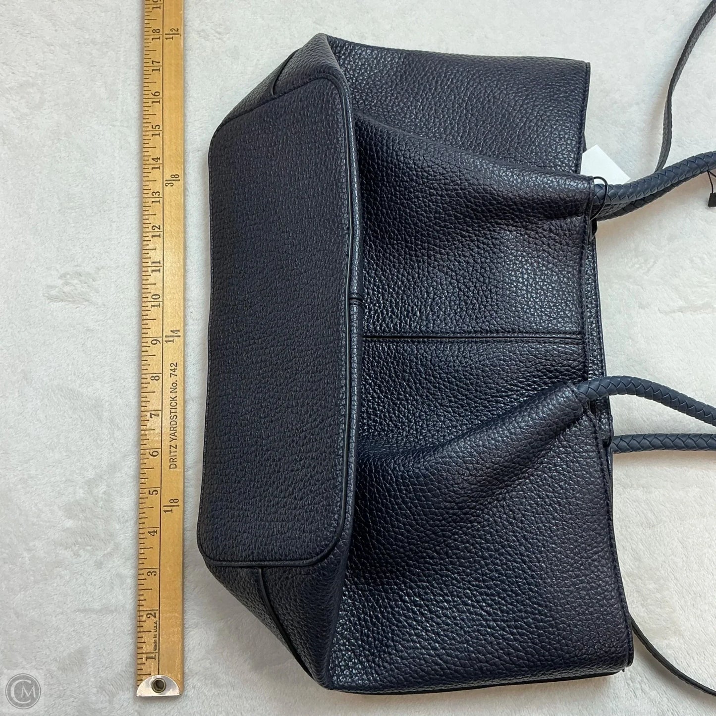 Handbag By Clothes Mentor, Size: Medium