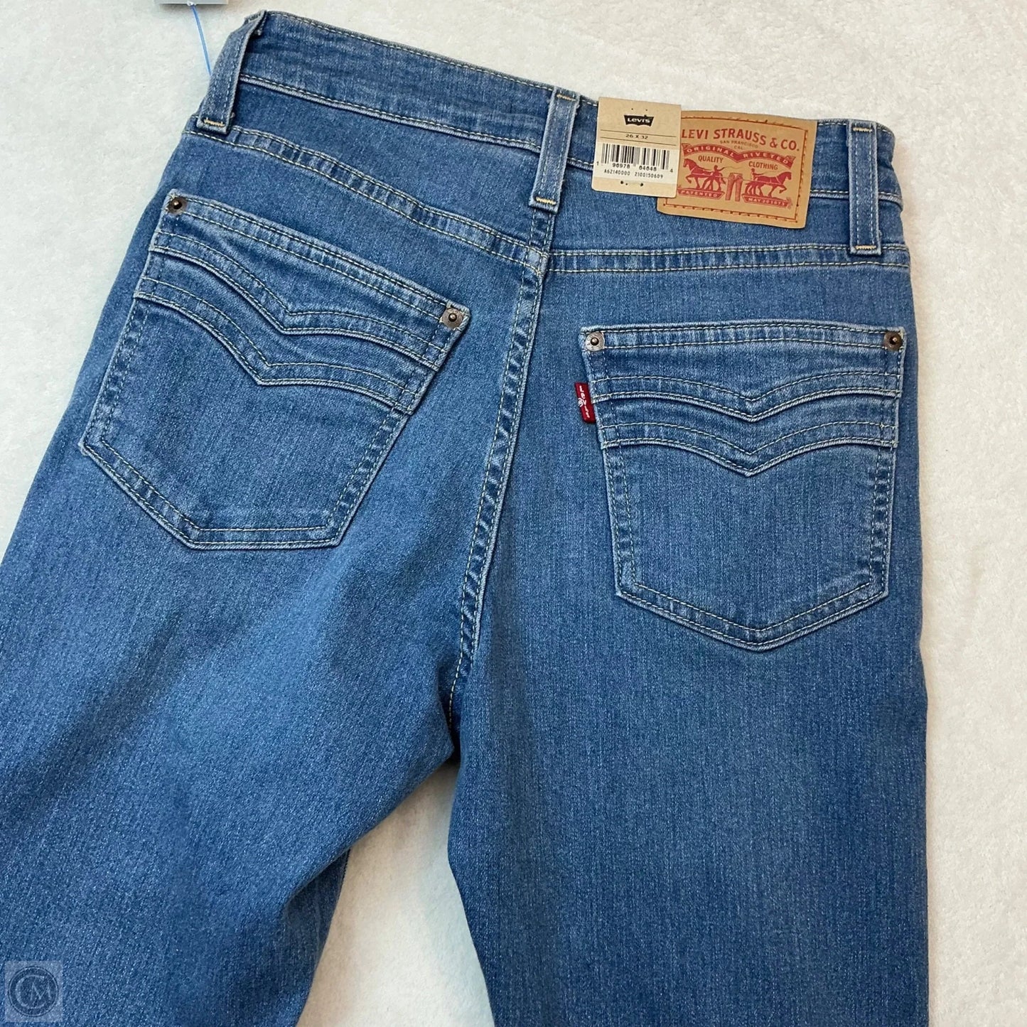 Jeans Flared By Levis In Blue Denim, Size: 4