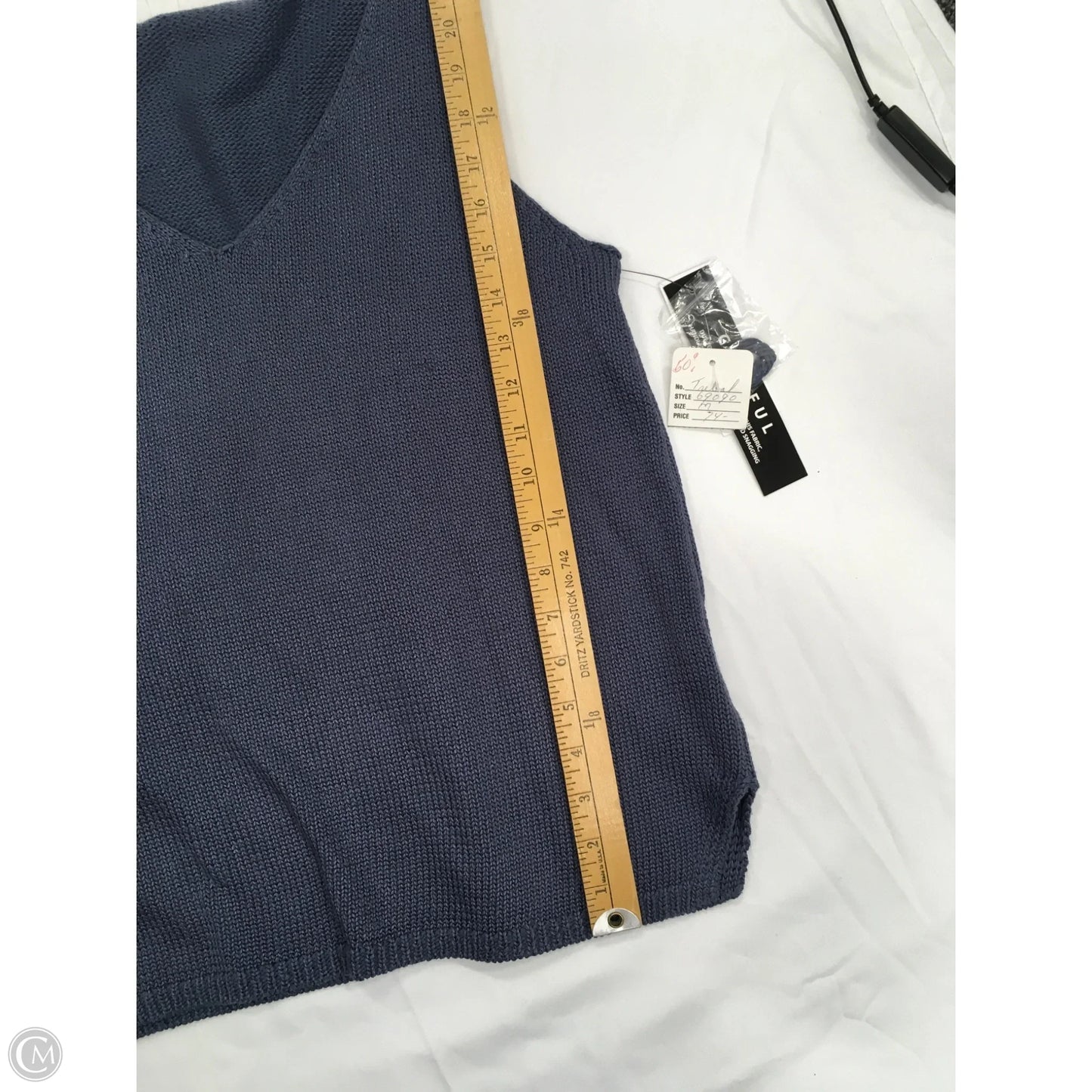 Top Sleeveless By Tribal In Blue, Size: M