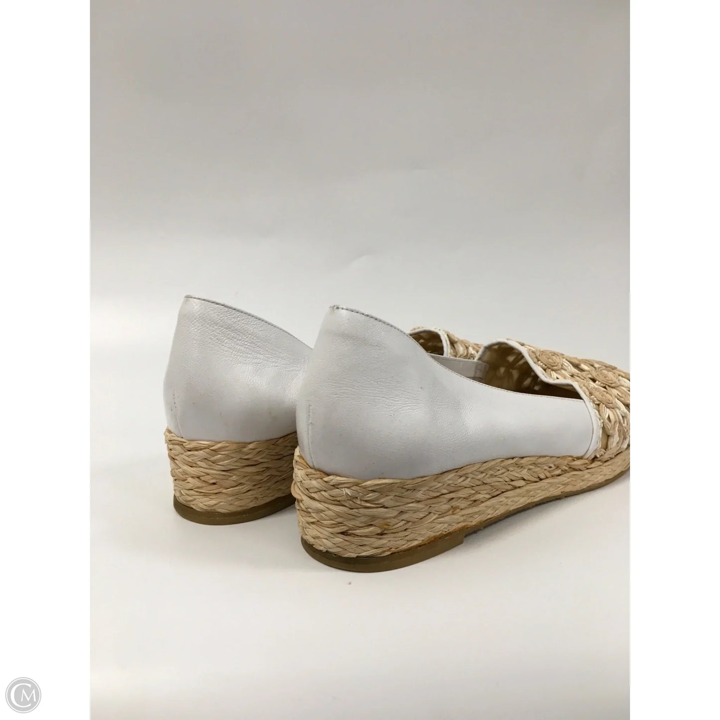 Shoes Designer By Stuart Weitzman In White, Size: 6.5