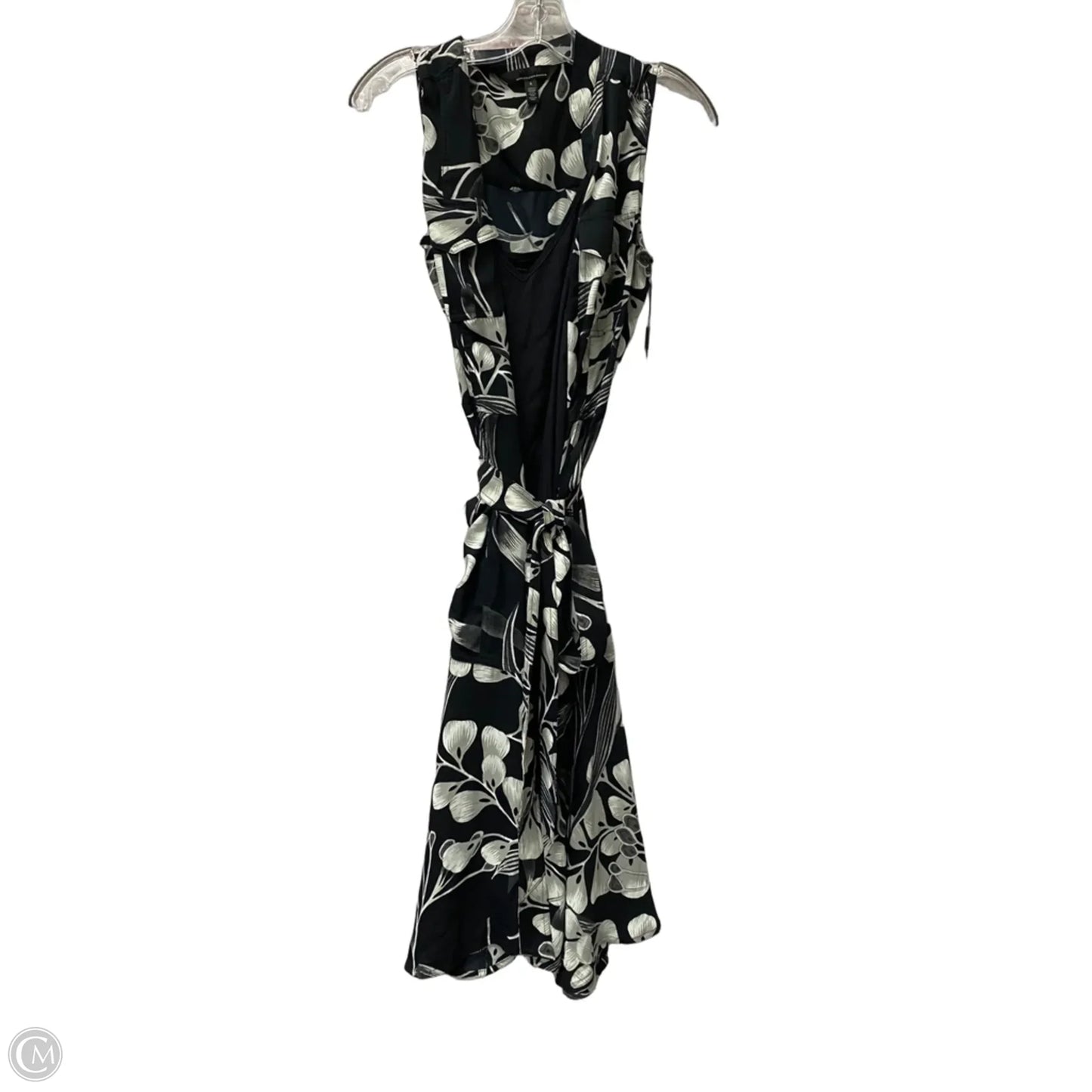 Dress Casual Short By White House Black Market In Black & White, Size: S