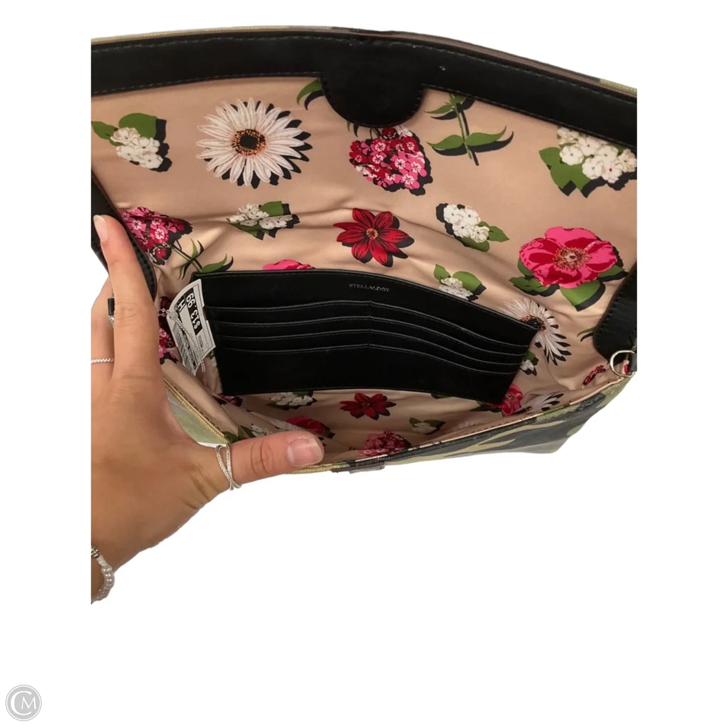 Handbag By Clothes Mentor, Size: Medium