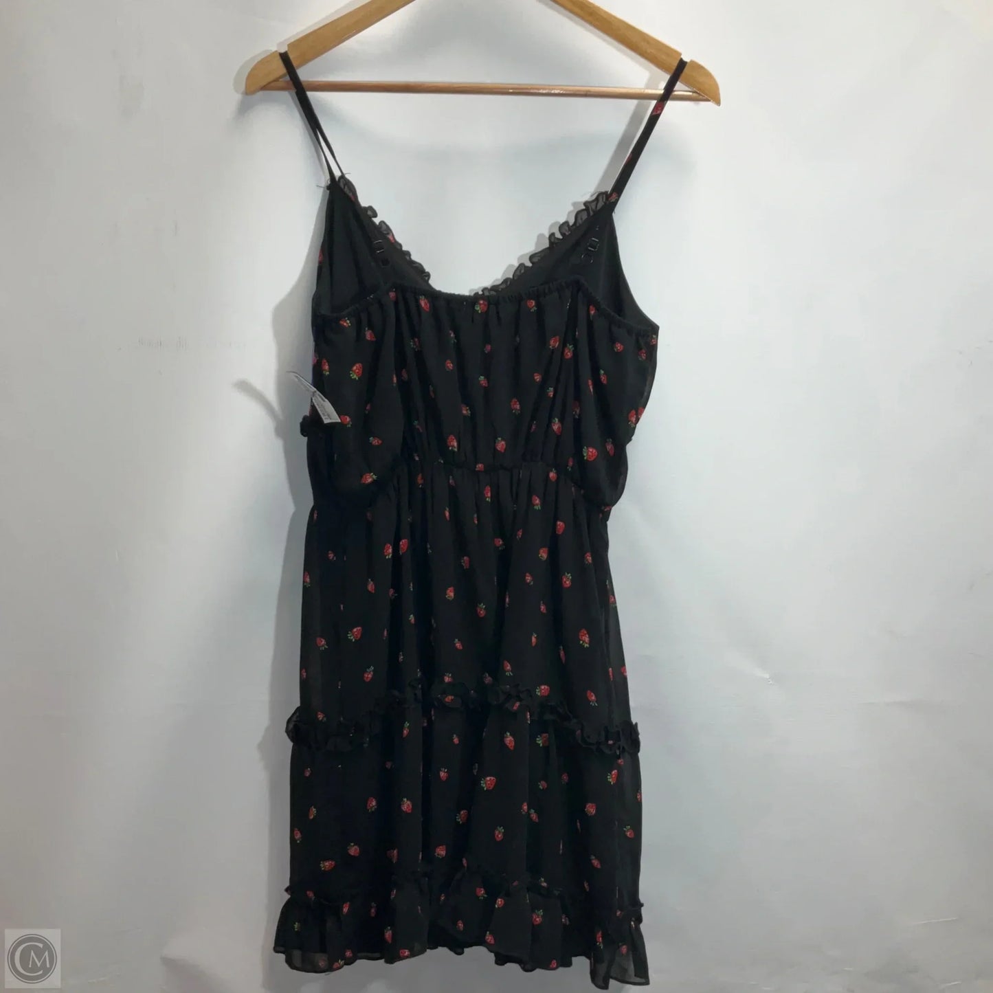 Dress Casual Short By Liberty Love In Black & Red, Size: L