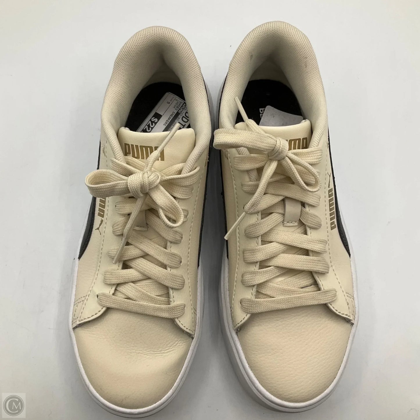 Shoes Sneakers By Puma In Cream, Size: 5