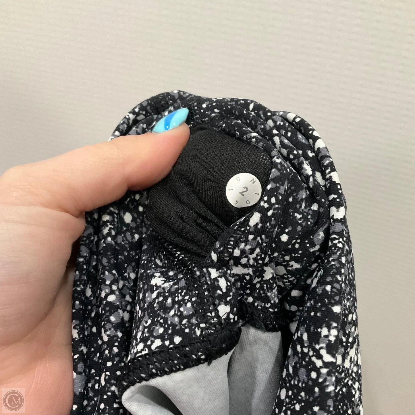 Athletic Leggings By Lululemon In Black, Size: 2