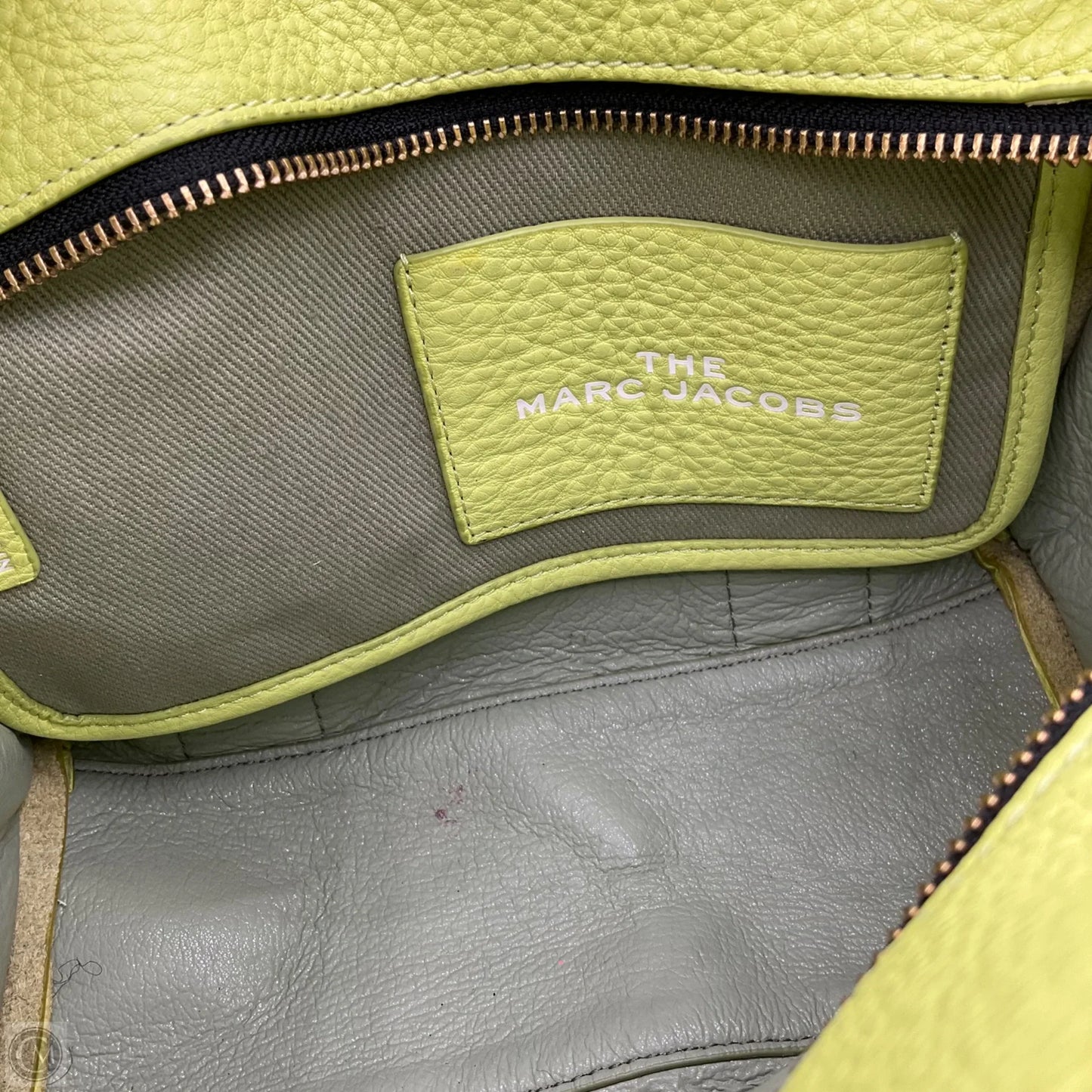 Handbag Luxury Designer By Marc Jacobs, Size: Small