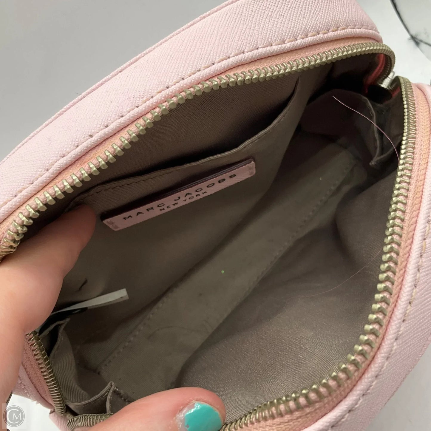 Crossbody Luxury Designer By Marc Jacobs, Size: Small