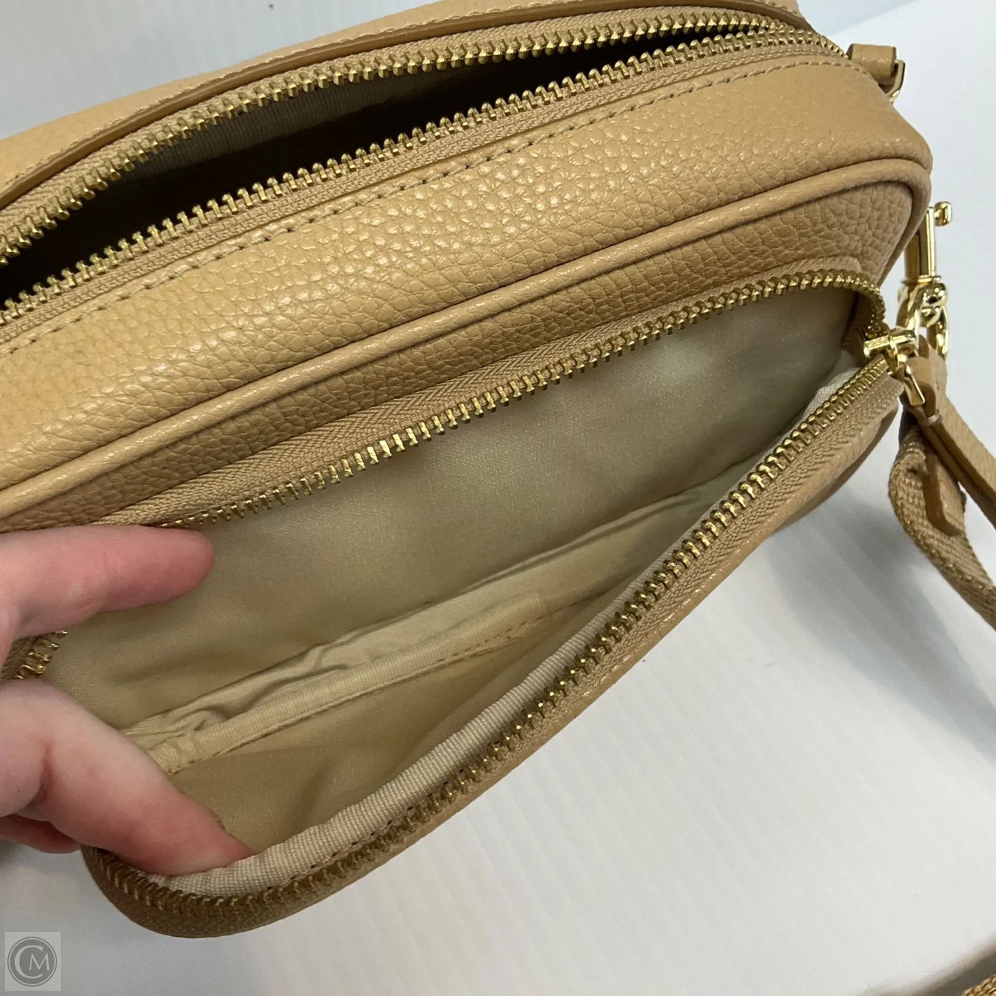 Crossbody Luxury Designer By Marc Jacobs, Size: Medium