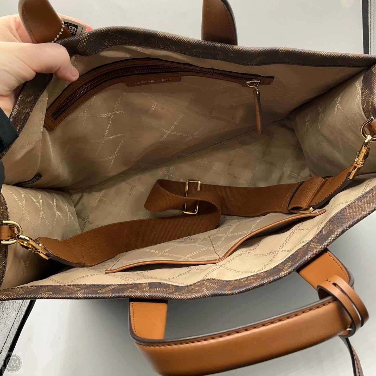 Handbag Designer By Michael Kors, Size: Large