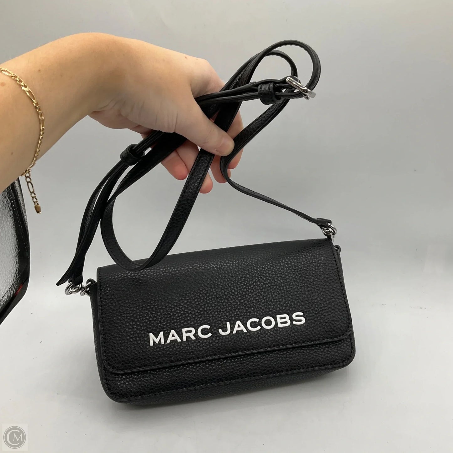 Crossbody Luxury Designer By Marc Jacobs, Size: Medium