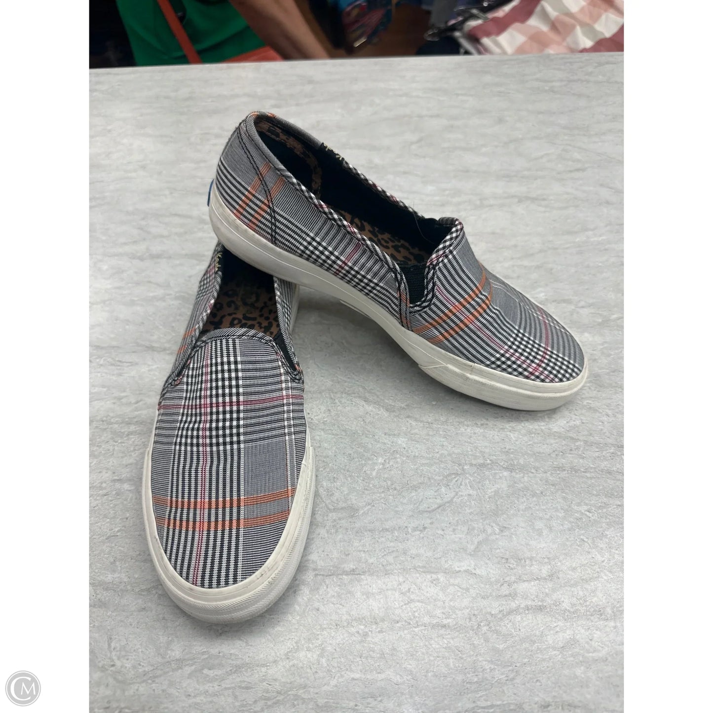 Shoes Flats By Keds In Plaid Pattern, Size: 7