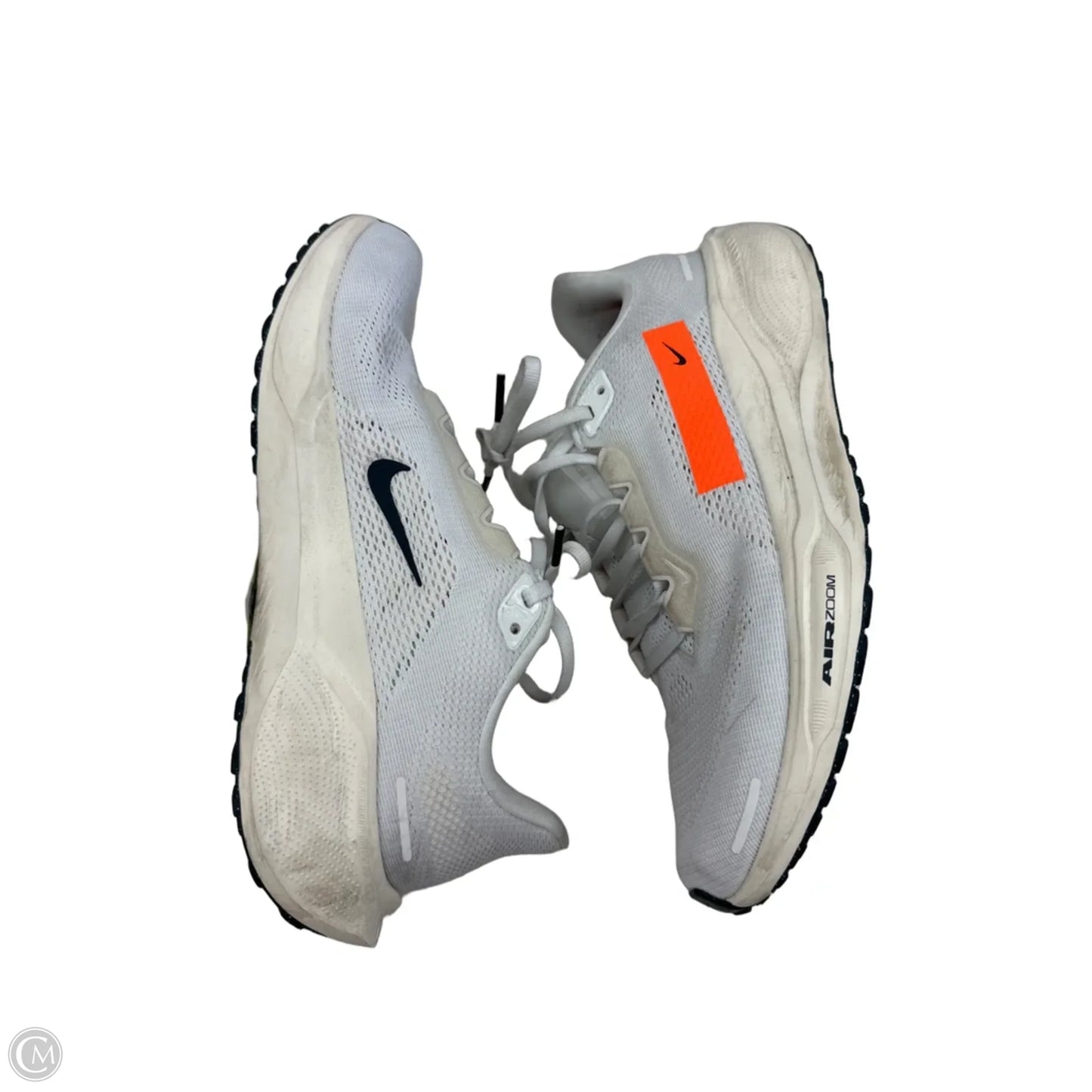 Shoes Athletic By Nike In White, Size: 9.5