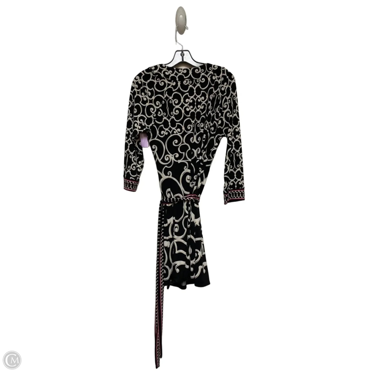 Dress Casual Short By White House Black Market In Black & White, Size: L