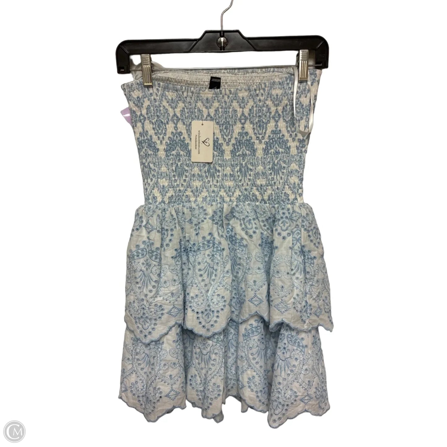 Dress Casual Short By Windsor In Blue & White, Size: M