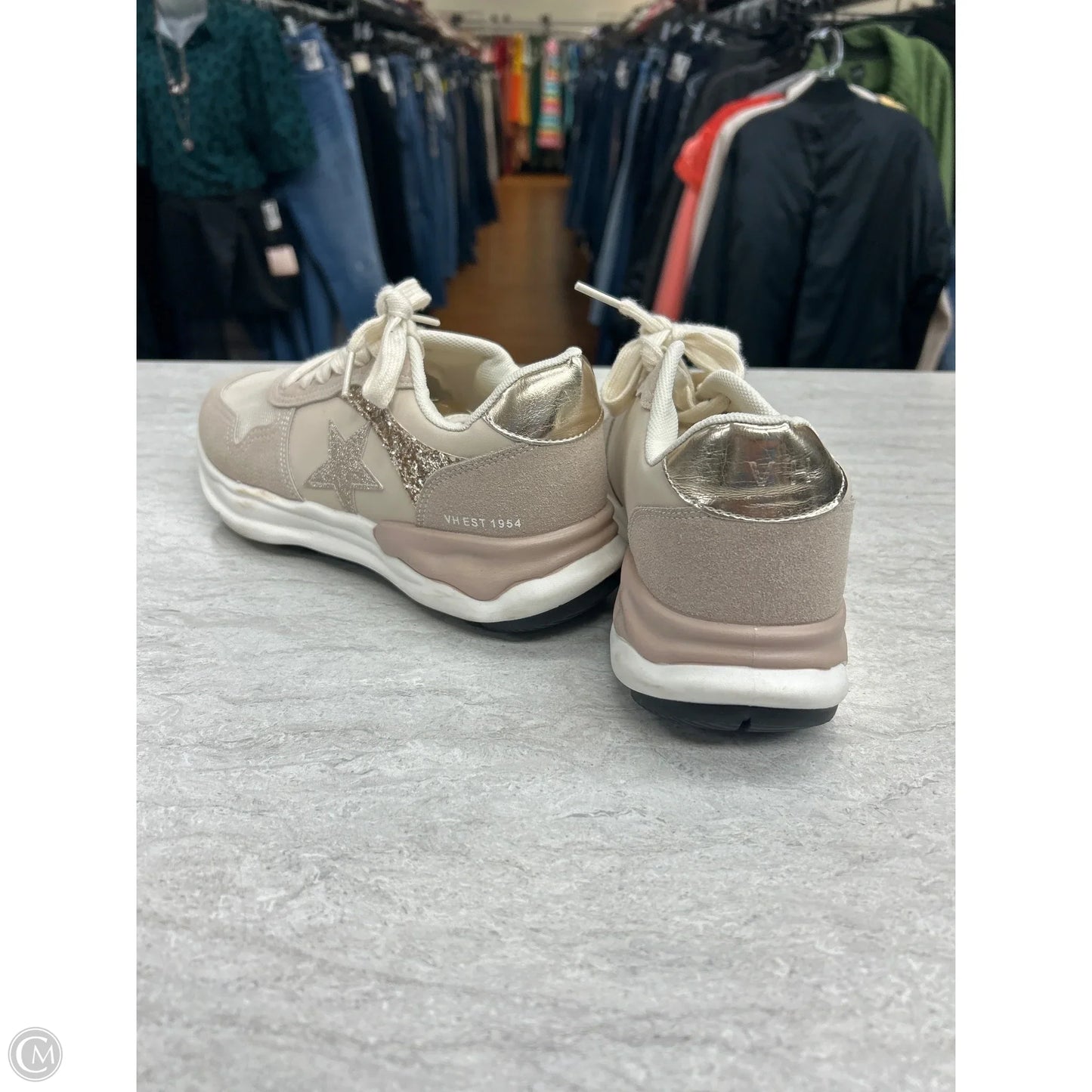 Shoes Sneakers By Vintage Havana In Gold & Tan, Size: 9