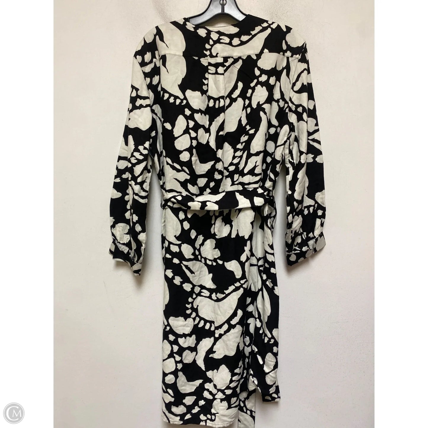 Dress Casual Short By Nic + Zoe In Black & White, Size: L