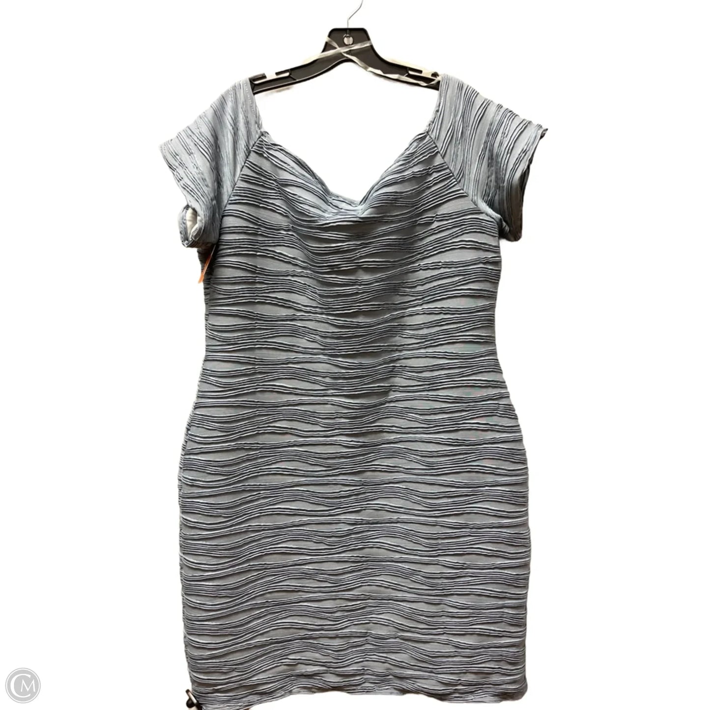 Dress Casual Short By Avenue In Grey, Size: Xxl