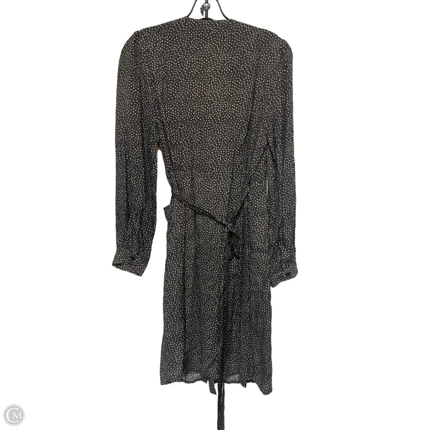 Dress Casual Short By Clothes Mentor In Black & Cream, Size: S