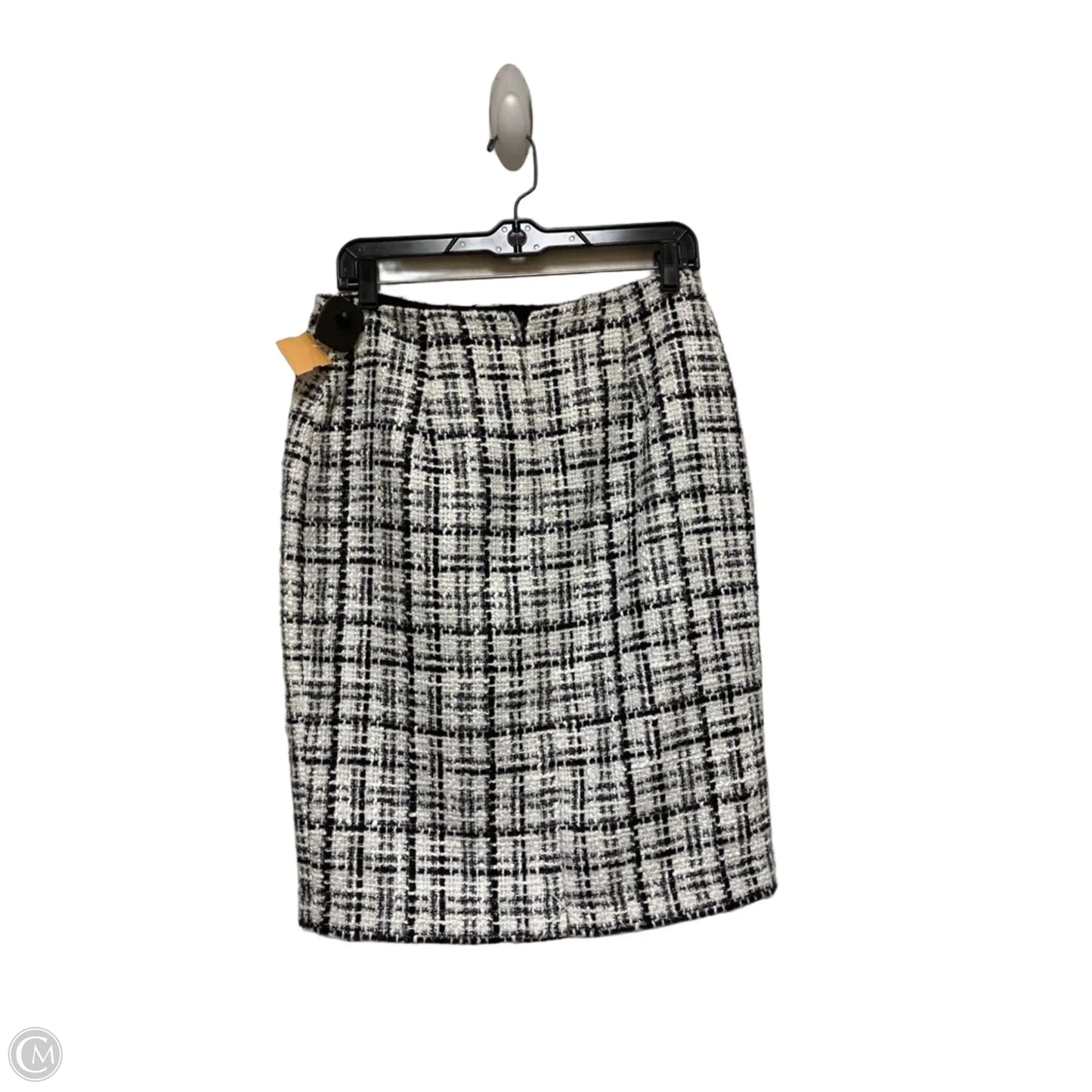 Skirt Mini & Short By White House Black Market In Black & White, Size: 8