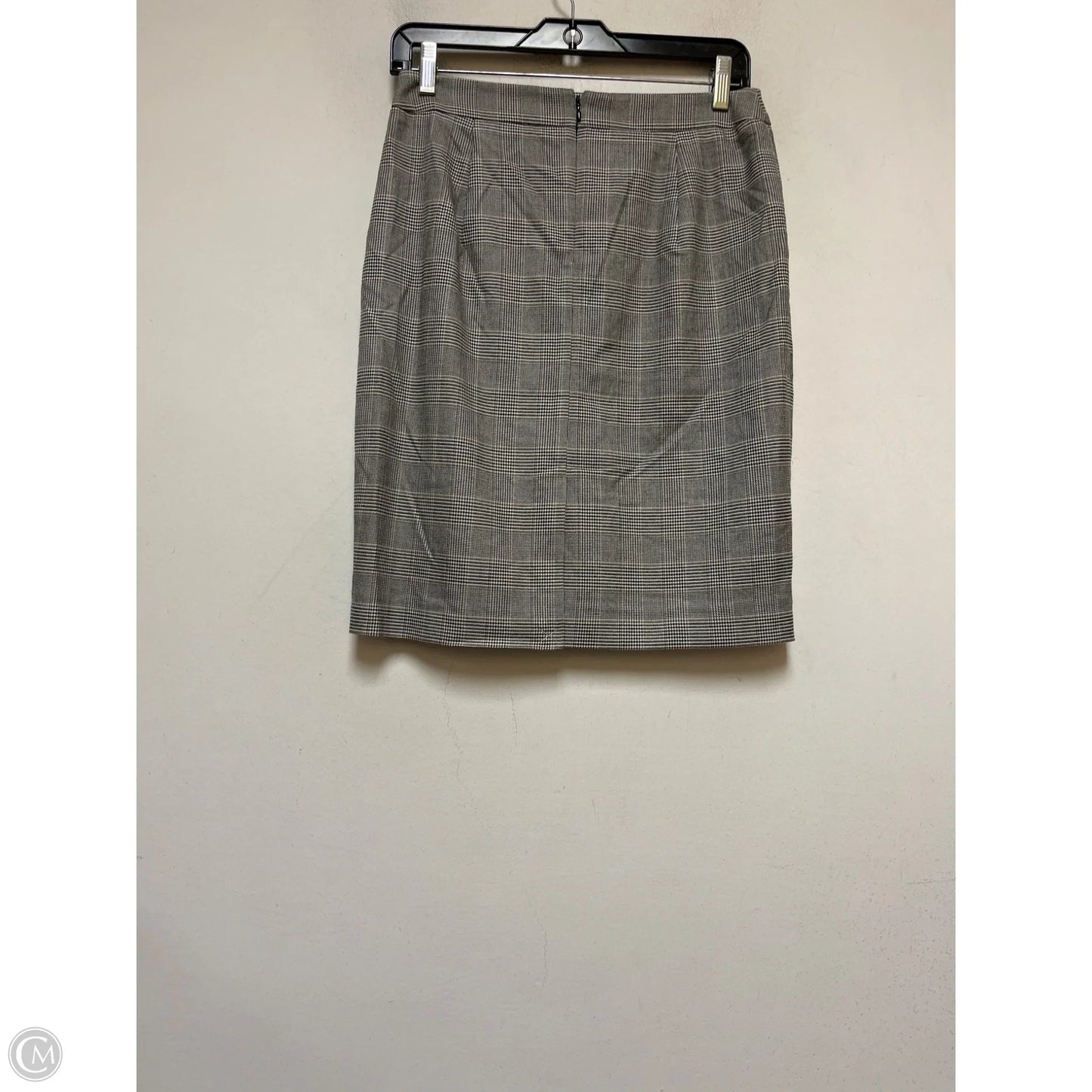Skirt Mini & Short By White House Black Market In Plaid Pattern, Size: 4