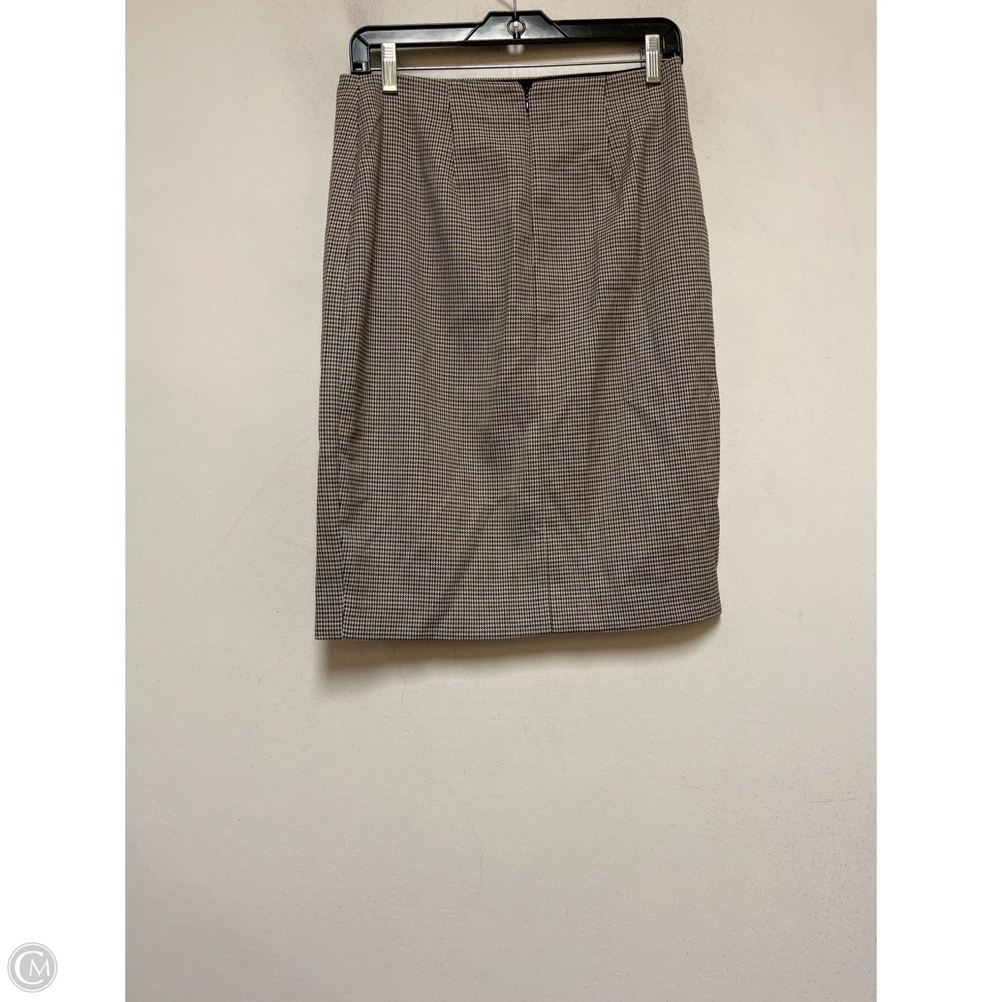 Skirt Mini & Short By Ann Taylor In Plaid Pattern, Size: 2