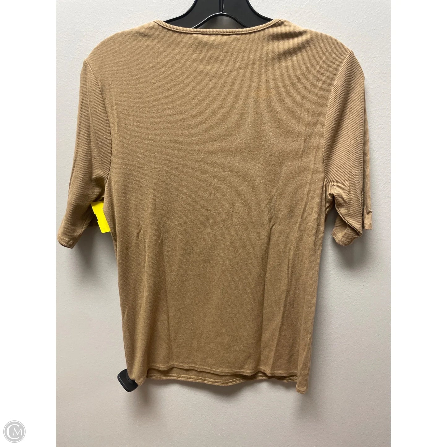 Top Short Sleeve Basic By Banana Republic In Tan, Size: L