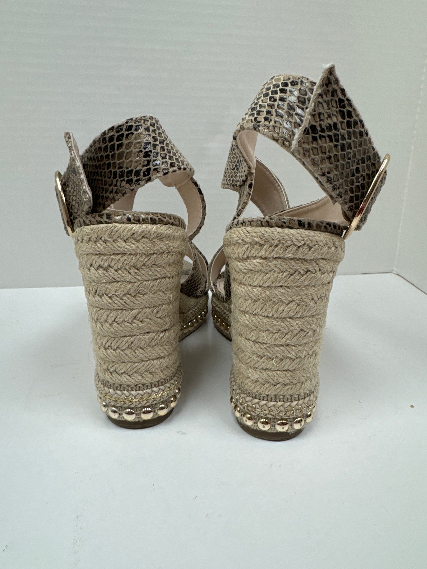 Sandals Heels Wedge By Clothes Mentor  Size: 10