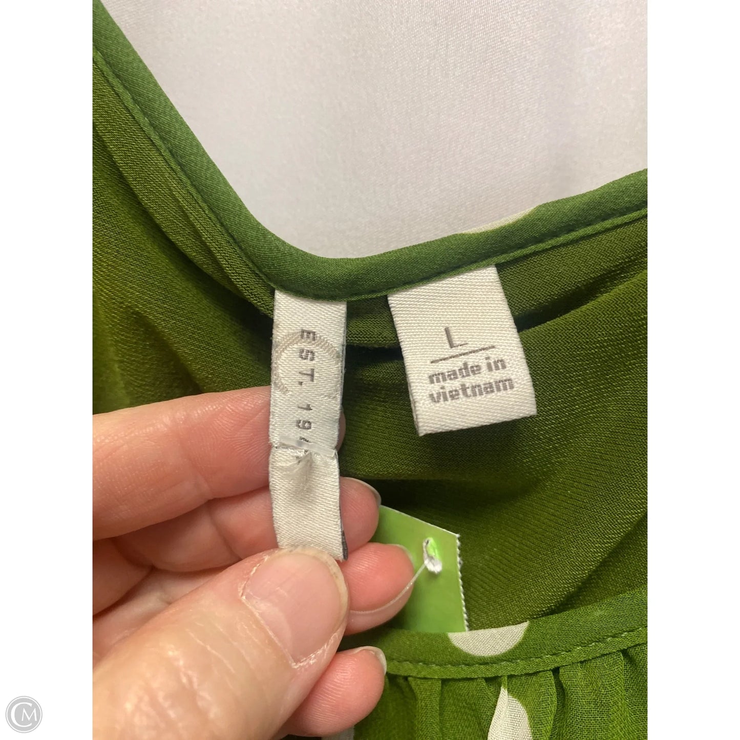 Top Short Sleeve By Cato In Green, Size: L