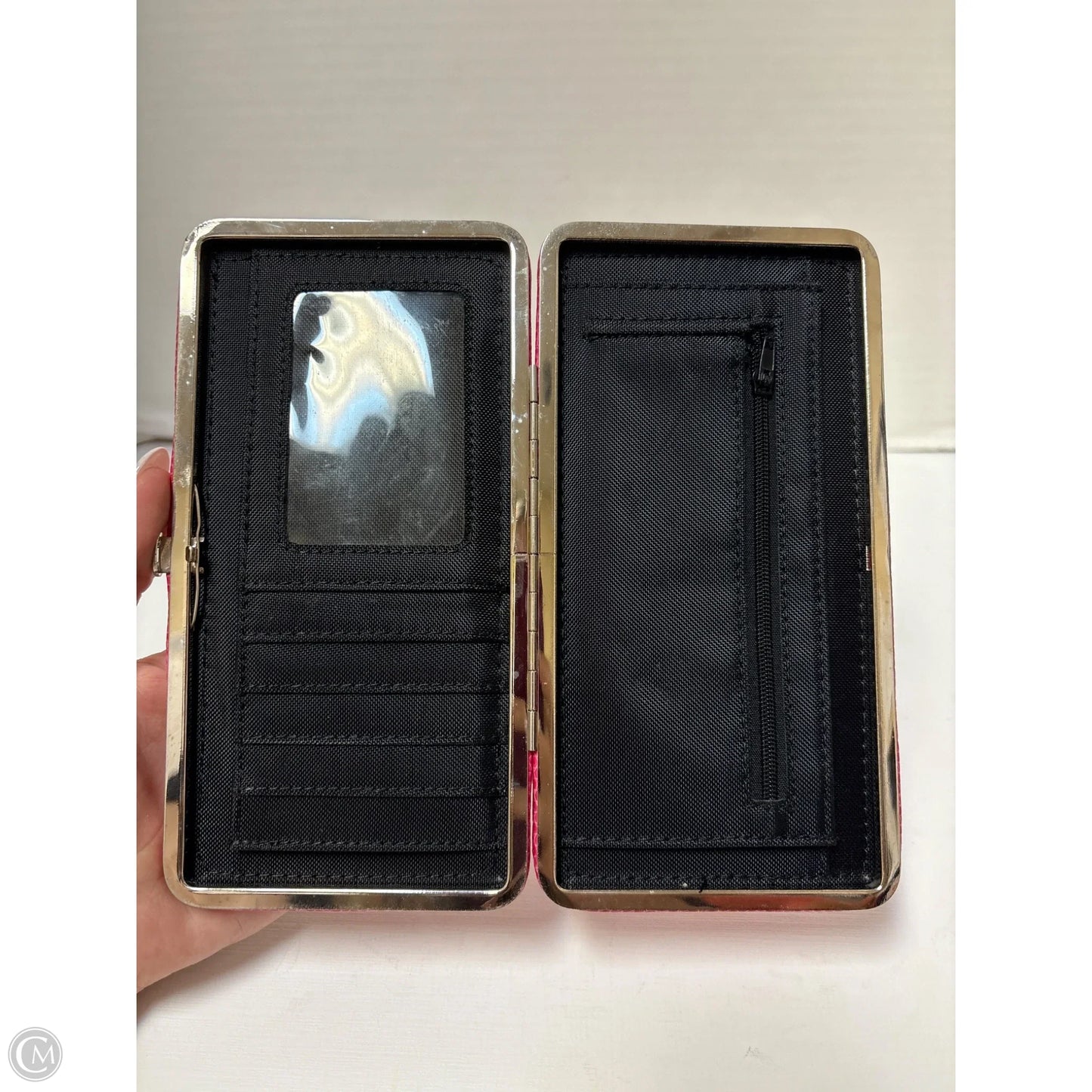 Wallet By Clothes Mentor, Size: Large