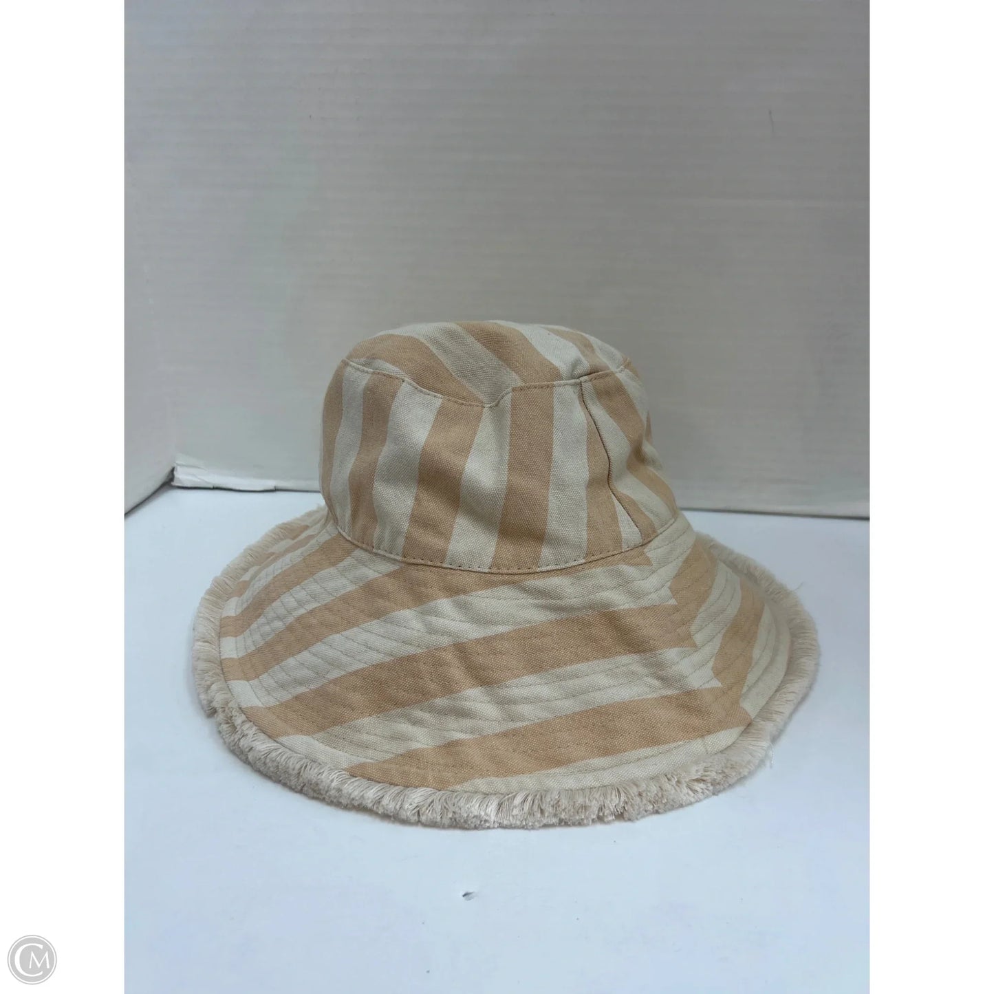 Hat Bucket By Clothes Mentor