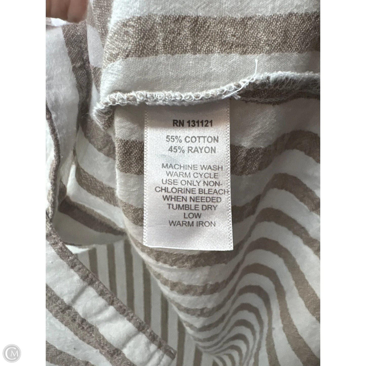 Top Sleeveless By Clothes Mentor In Tan, Size: 3x