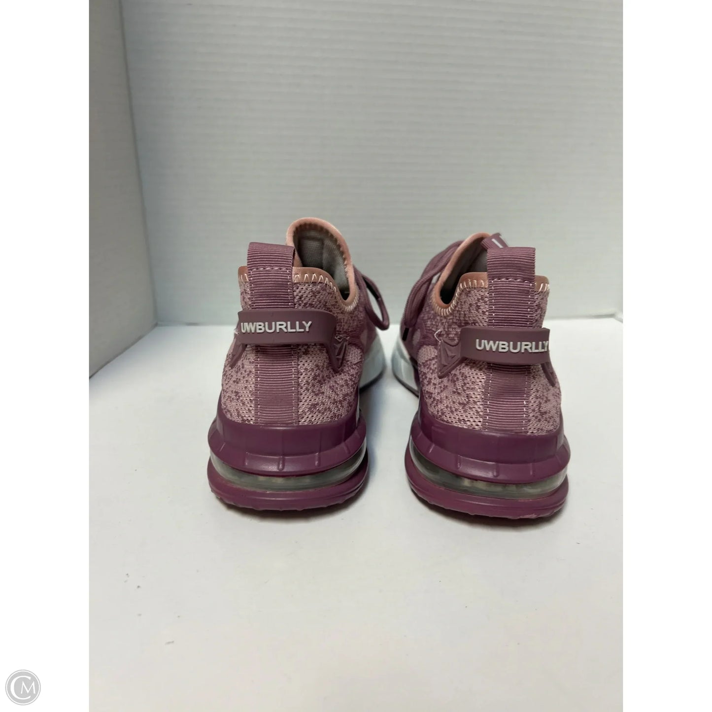 Shoes Flats By Clothes Mentor In Pink, Size: 7.5