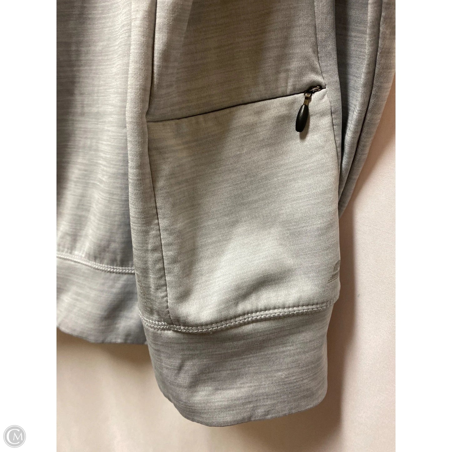 Athletic Top Long Sleeve Collar By Clothes Mentor In Grey, Size: L