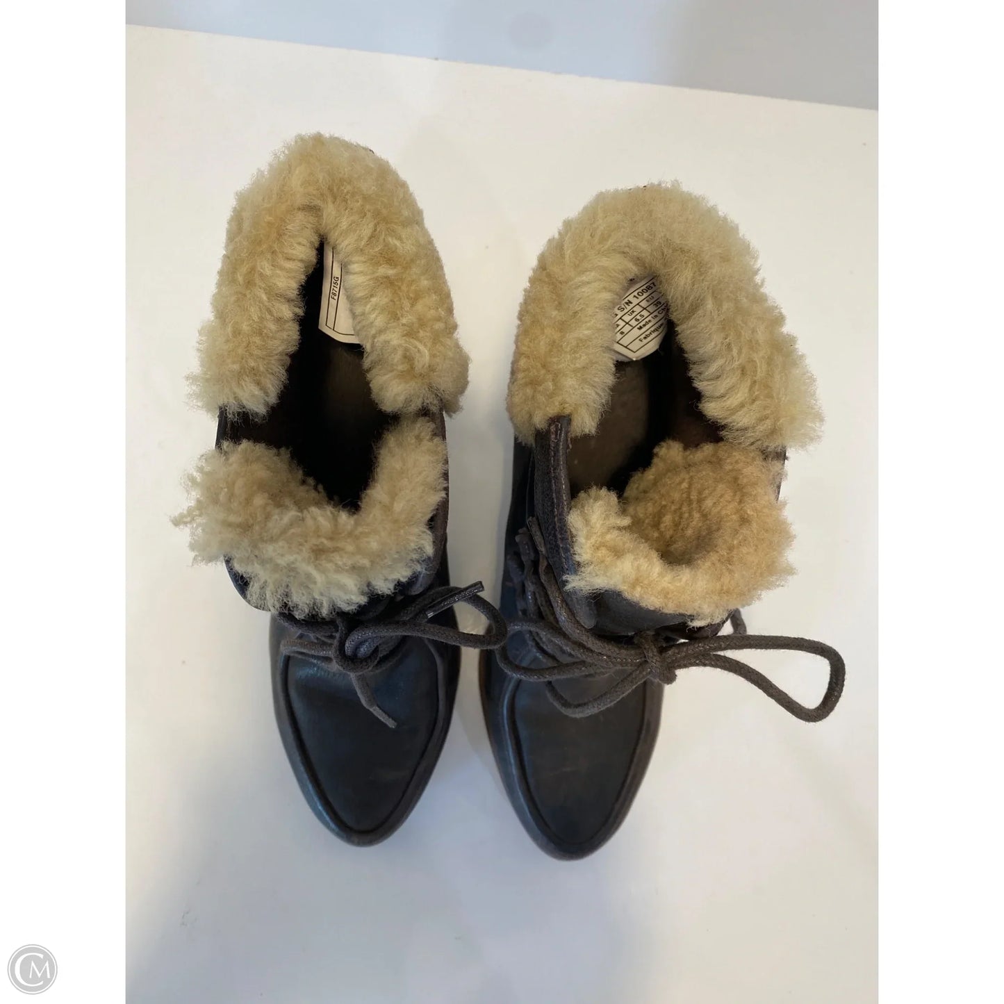 Shoes Designer By Ugg In Brown, Size: 8