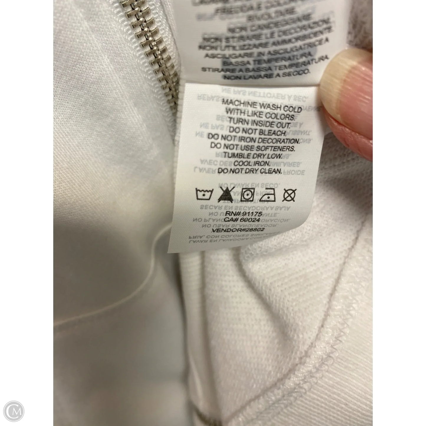 Sweatshirt Hoodie By Fila In White, Size: 1x