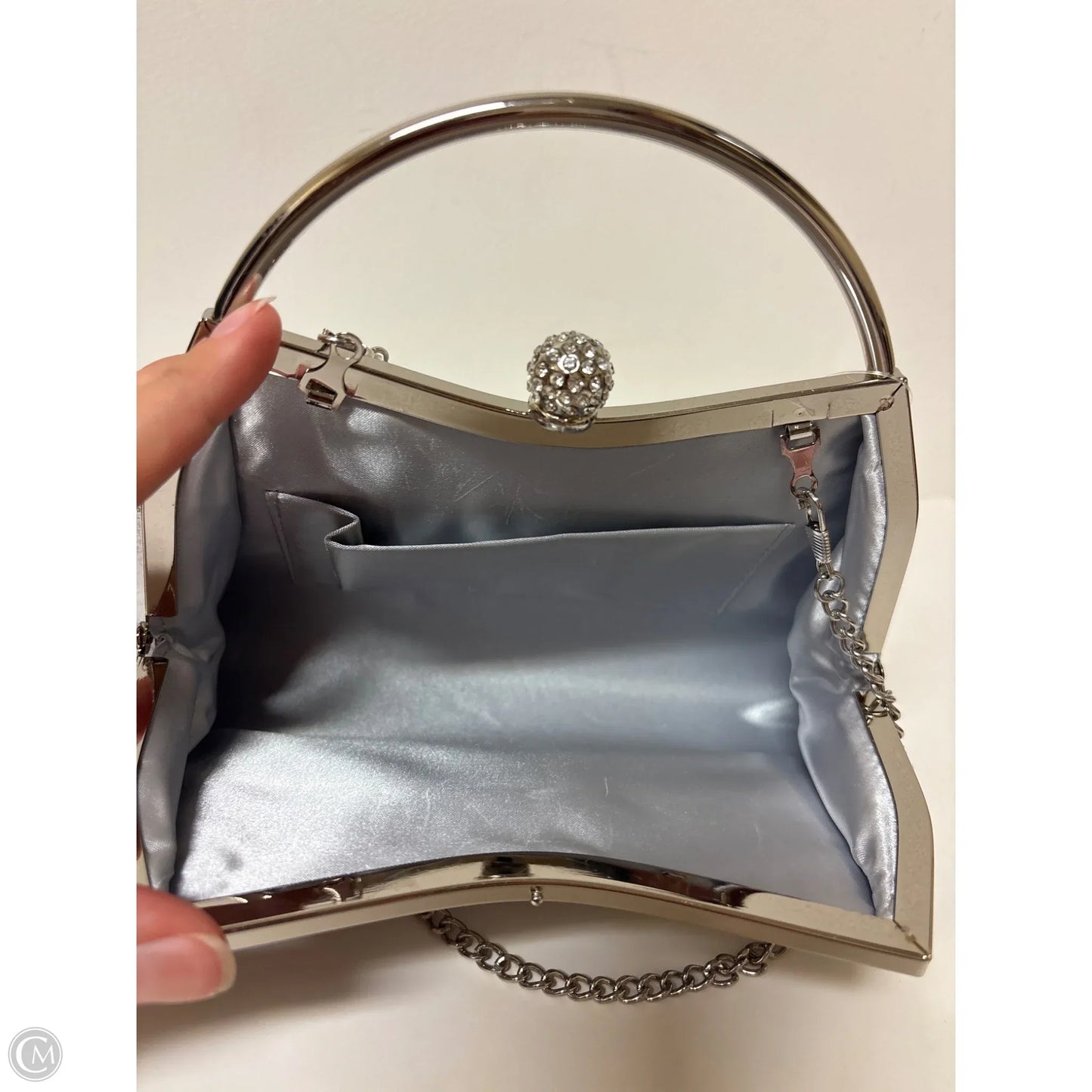Crossbody By Clothes Mentor, Size: Medium