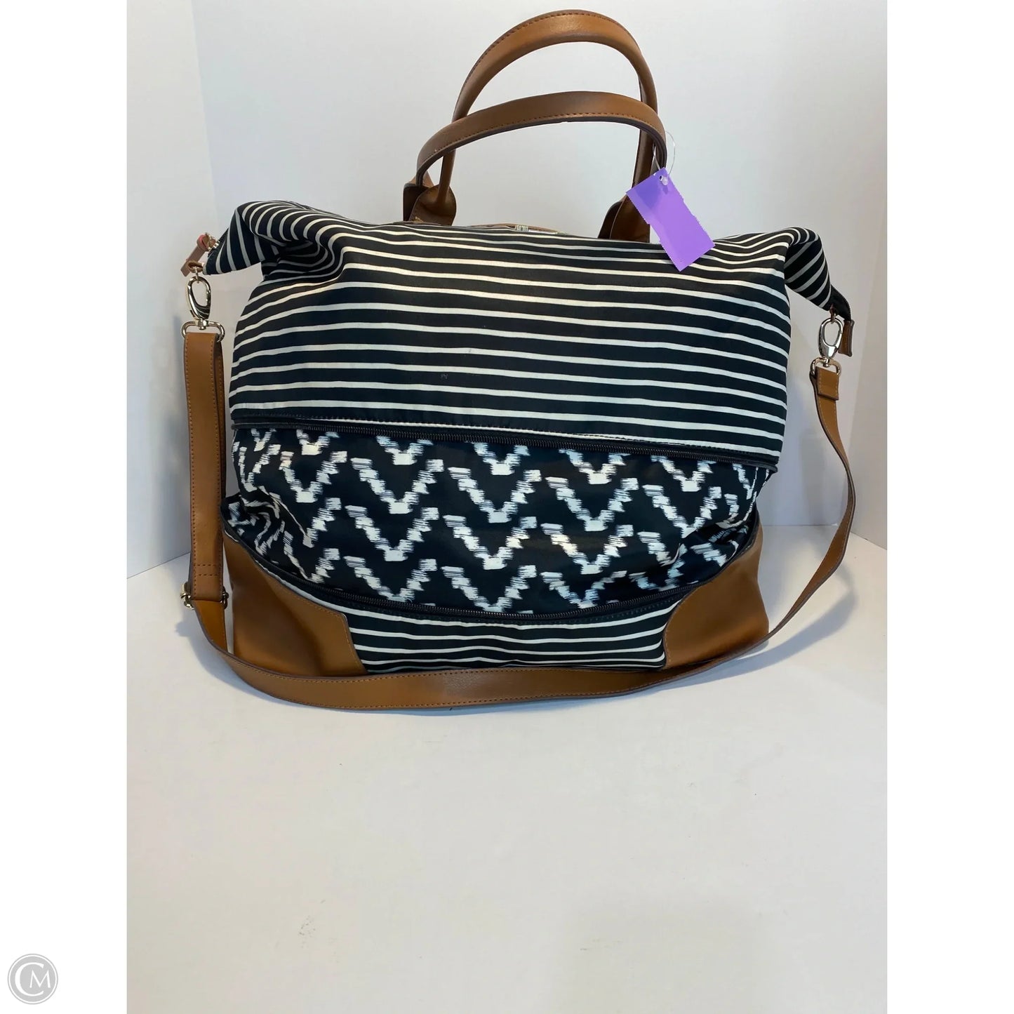 Tote By Clothes Mentor, Size: Large