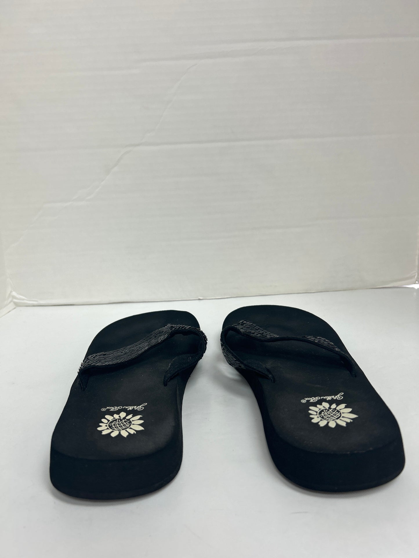 Sandals Flip Flops By Yellow Box  Size: 8