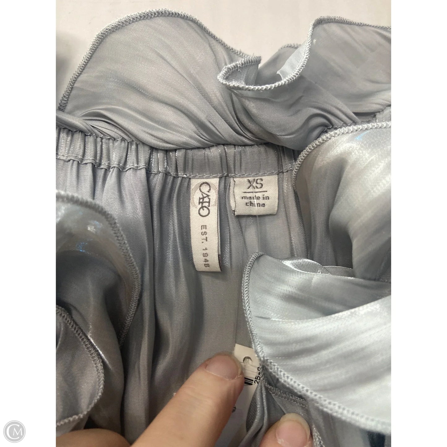 Top Long Sleeve By Cato In Silver, Size: Xs