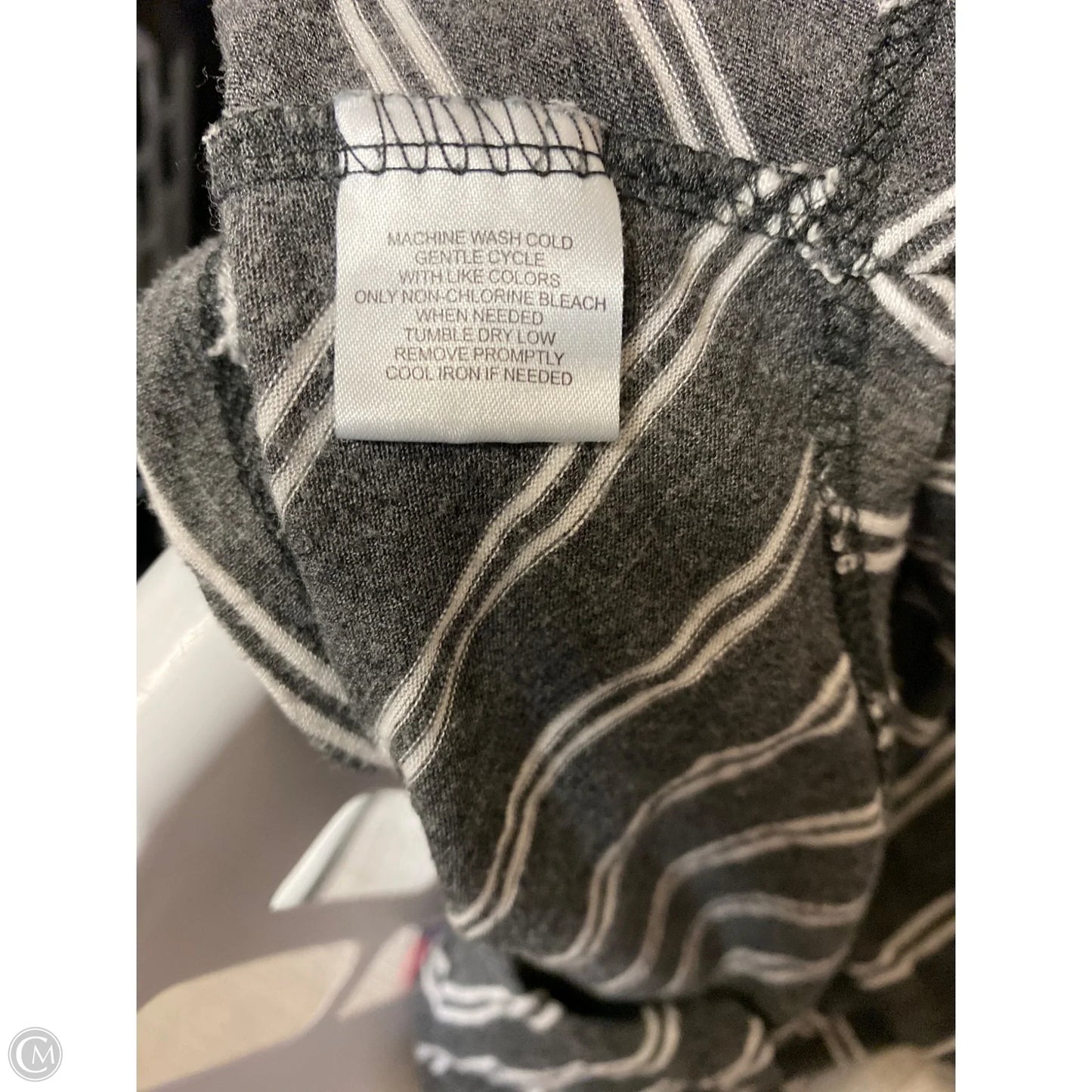 Top 3/4 Sleeve By French Laundry mmm MMM In Grey, Size: 1x