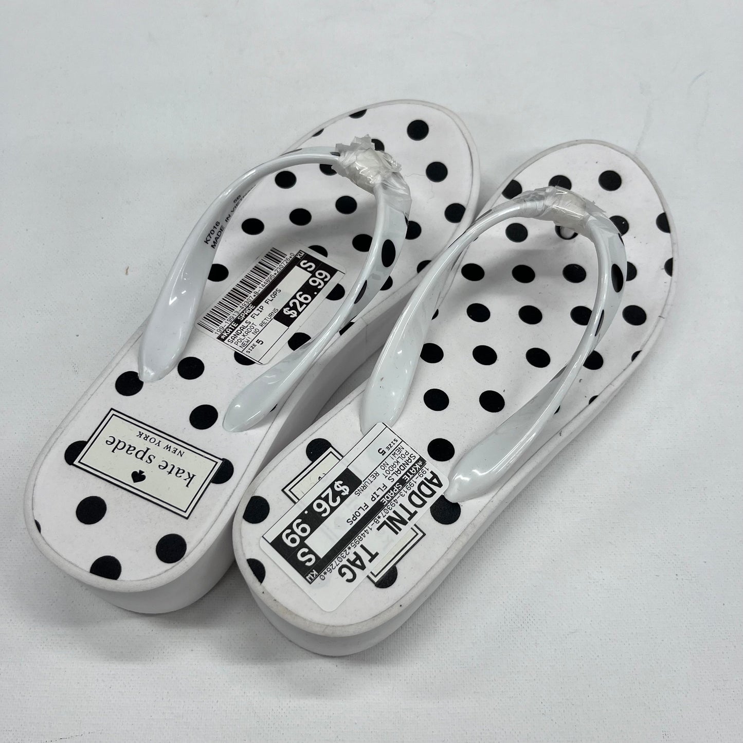 Sandals Flip Flops By Kate Spade Size: 5