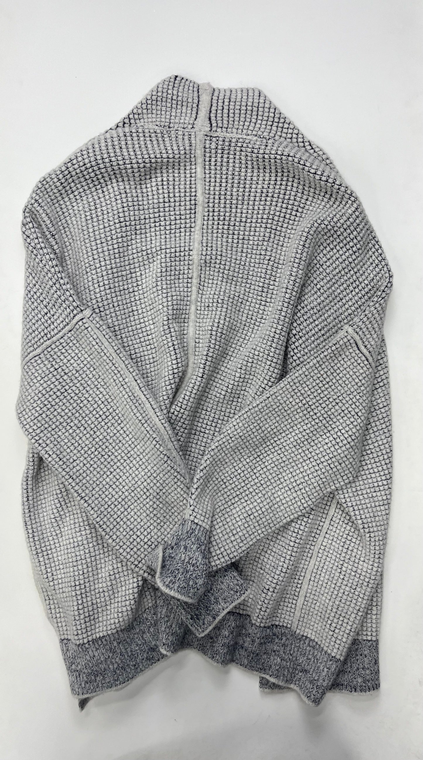 Cardigan By Sleeping On Snow Size: M